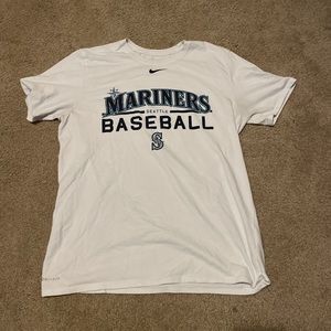 Mariners t shirt great condition
